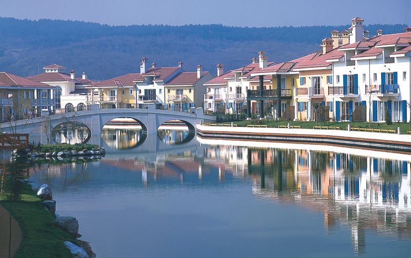Projeto residencial em Istambul desenvolvido pela OptylonKrea.