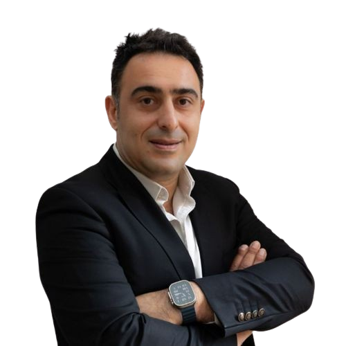 Sadik Erkin Yarligas, Promotor Imobiliário