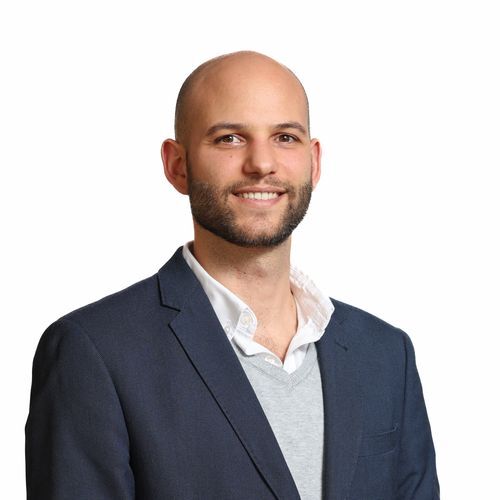 Tomás Moura, Promotor Imobiliário