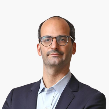 Retrato de Vincent Decroocq, gestor de ativos e investimento imobiliário na OptylonKrea