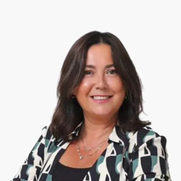 Portrait of Dilek Sayar Arditi, CFO of Optylon Krea.