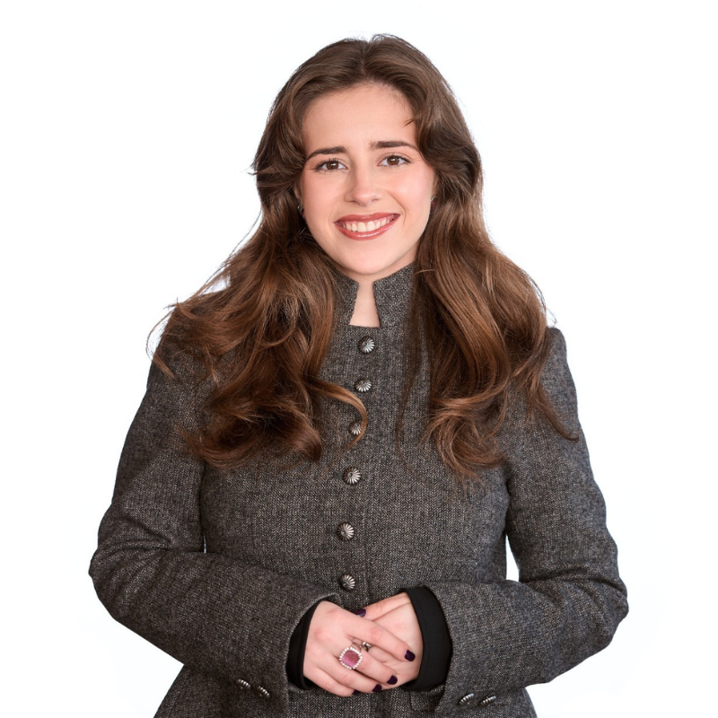 carolina lobato, sales team